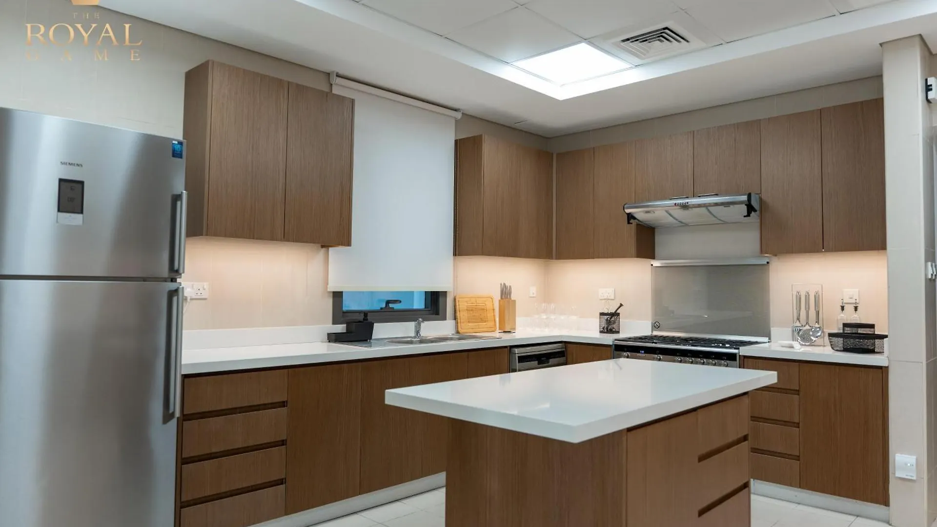 Luxury 5 Bedroom Villa With Atlantis View In Palm Jumeirah By The Royal Game Dubai