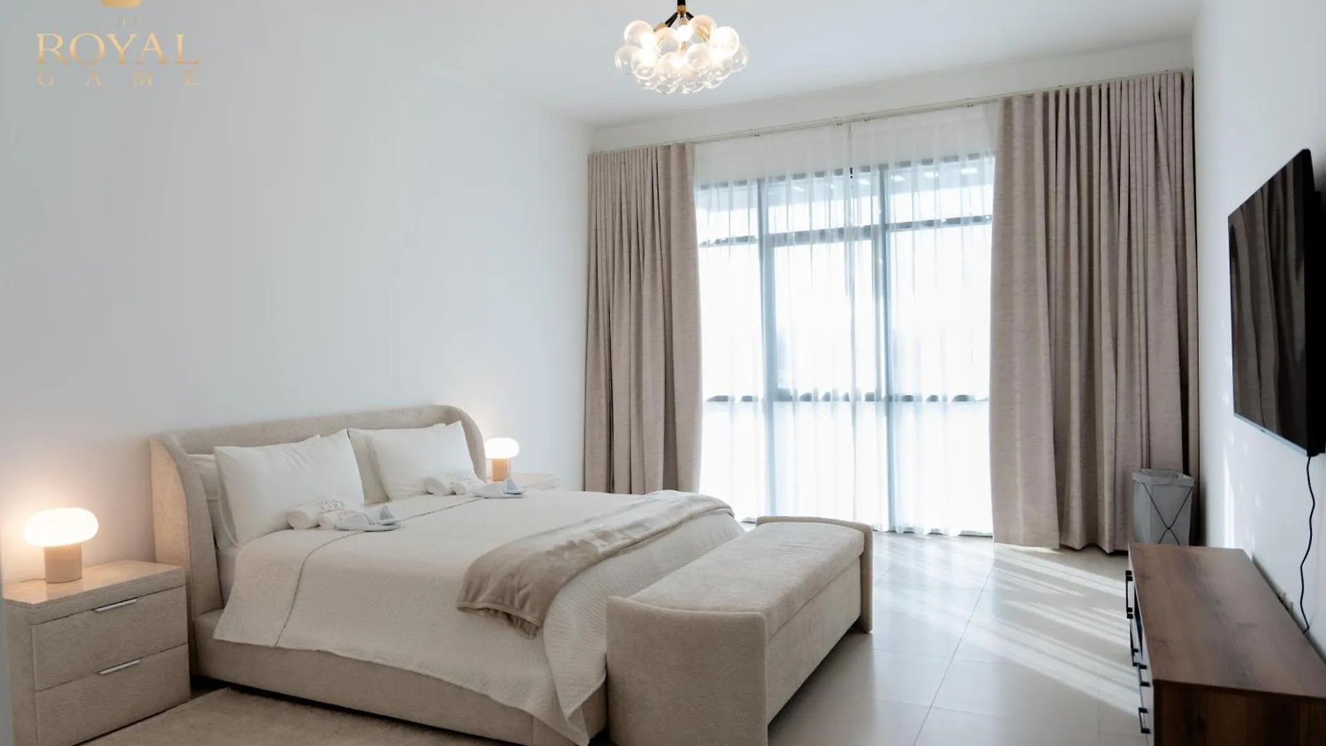 Luxury 5 Bedroom Villa With Atlantis View In Palm Jumeirah By The Royal Game Dubai United Arab Emirates