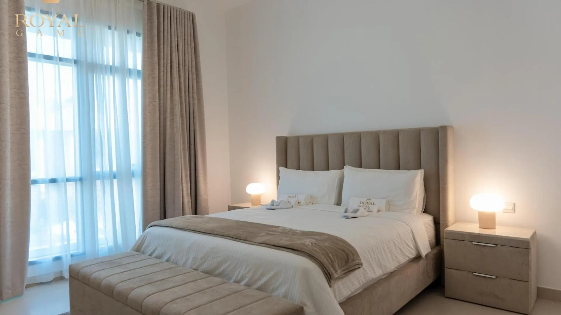 Luxury 5 Bedroom Villa With Atlantis View In Palm Jumeirah By The Royal Game Dubai